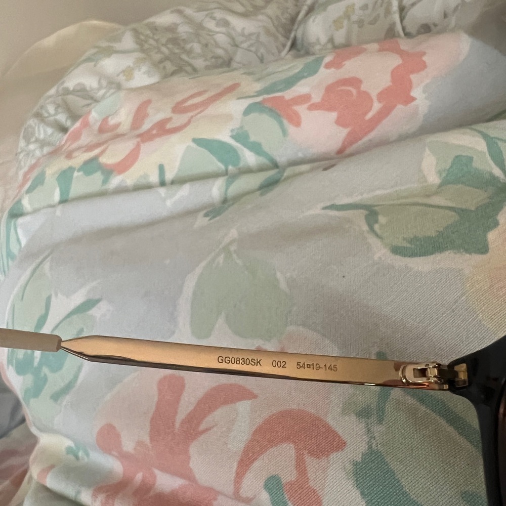 Gucci sunglasses - Picture 3 of 6